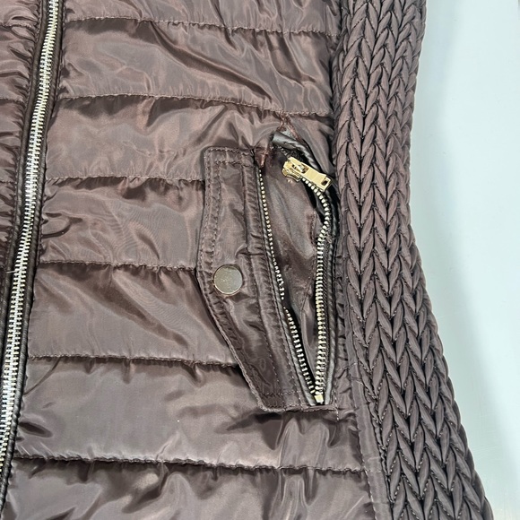 Woman’s Lightweight lined Bubble Vest M/M - Picture 3 of 7